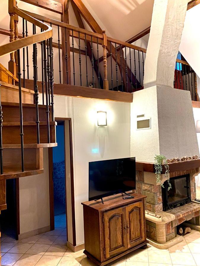 Maison Traditionnelle Normande Avec Piscine Hotot-en-Auge Bagian luar foto